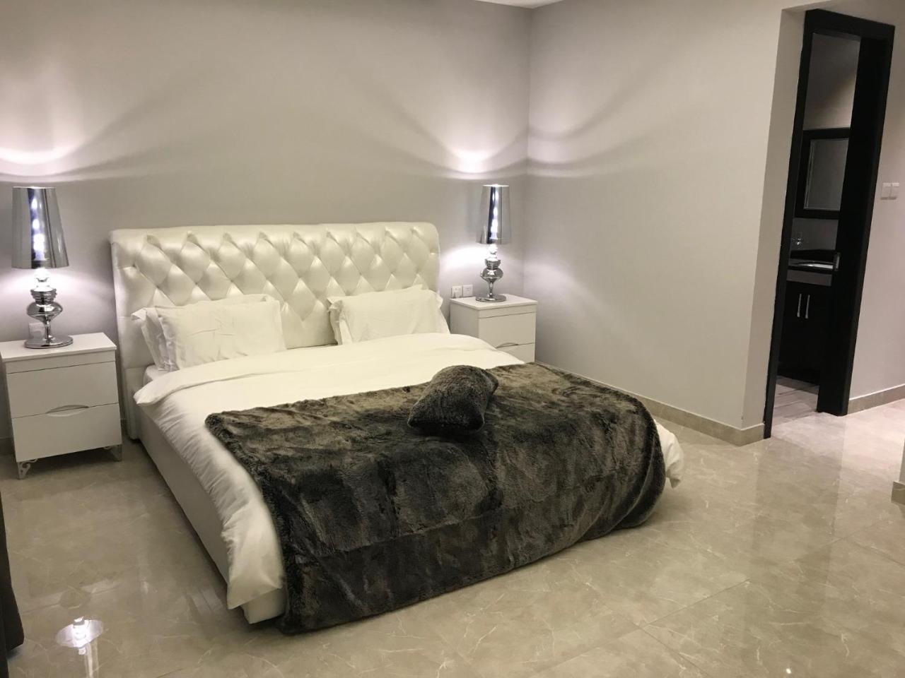 Al Manzil Residence Hidd2 Manama Exteriör bild